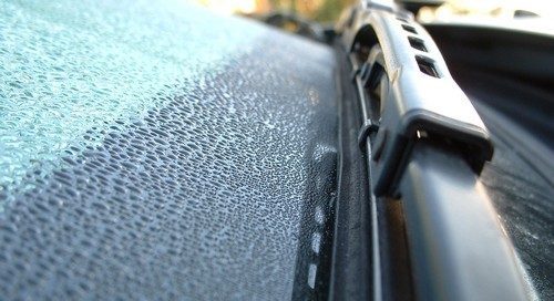 clean-windshield1-1221325-6747454-1991475