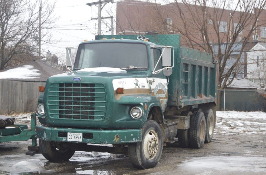 dump-truck-2-9259408-3368501-6513609
