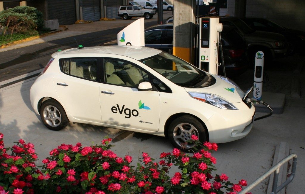 charging-at-van-ness-with-flowers-1024x654-3543497-9527334-1103495