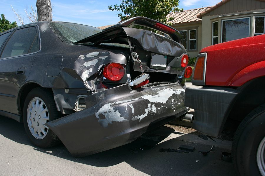 rear-end-collision-car-accident-5419930-4269601-1907272