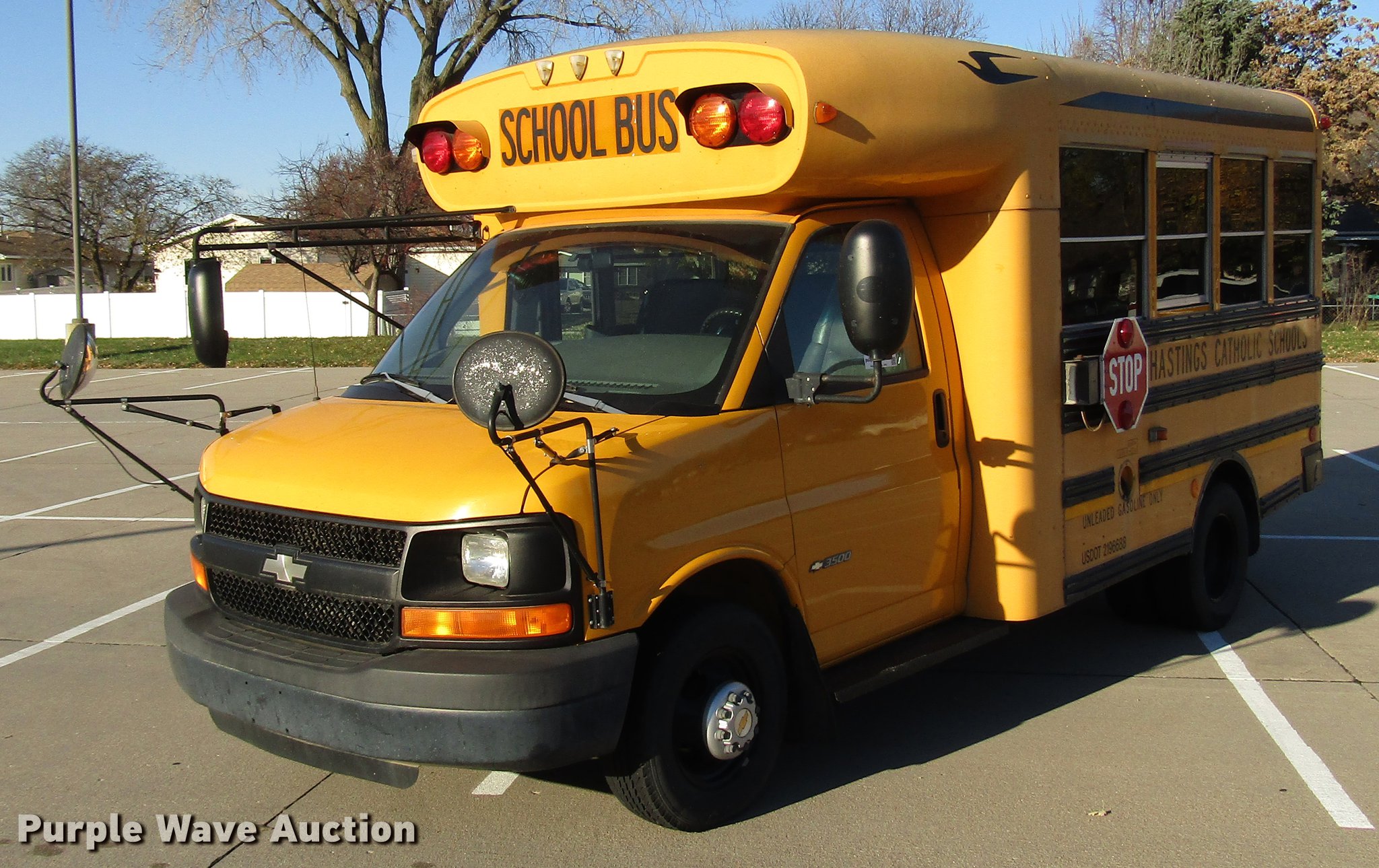 2003 Chevrolet Express 3500 school bus in Hastings, NE | Item DD3799 sold |  Purple Wave