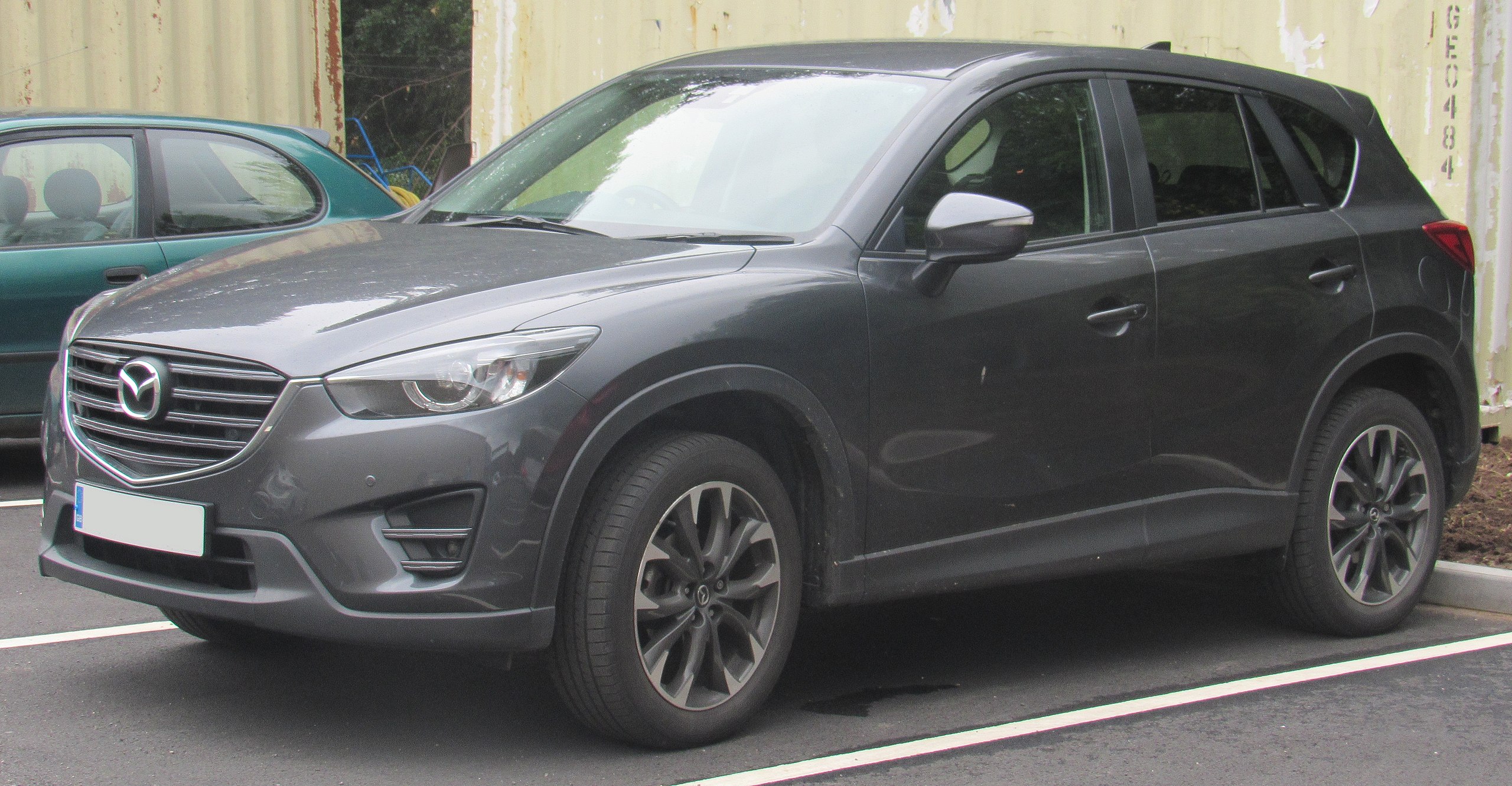 File:2015 Mazda CX-5 Sport 2.0.jpg - Wikipedia