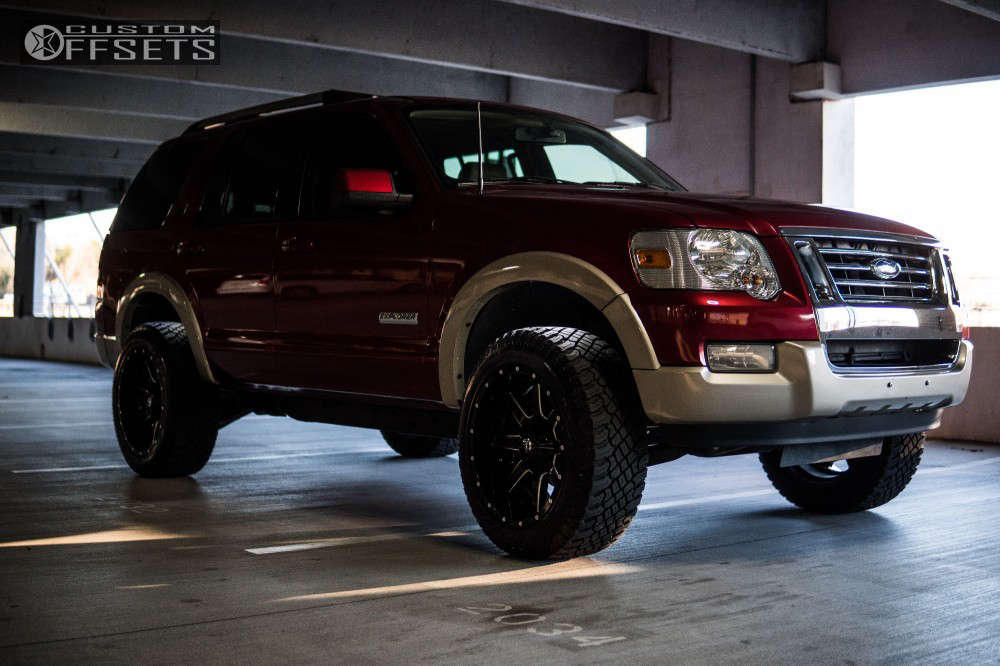 2006 Ford Explorer with 20x10 -24 Fuel Maverick D610 and 275/55R20 Atturo  Trail Blade Xt and Suspension Lift 3" | Custom Offsets