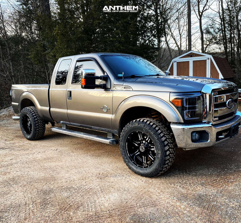 2011 Ford F-250 Super Duty Wheel Offset Aggressive > 1" Outside Fender  Stock | 978597 | Anthem Off-Road