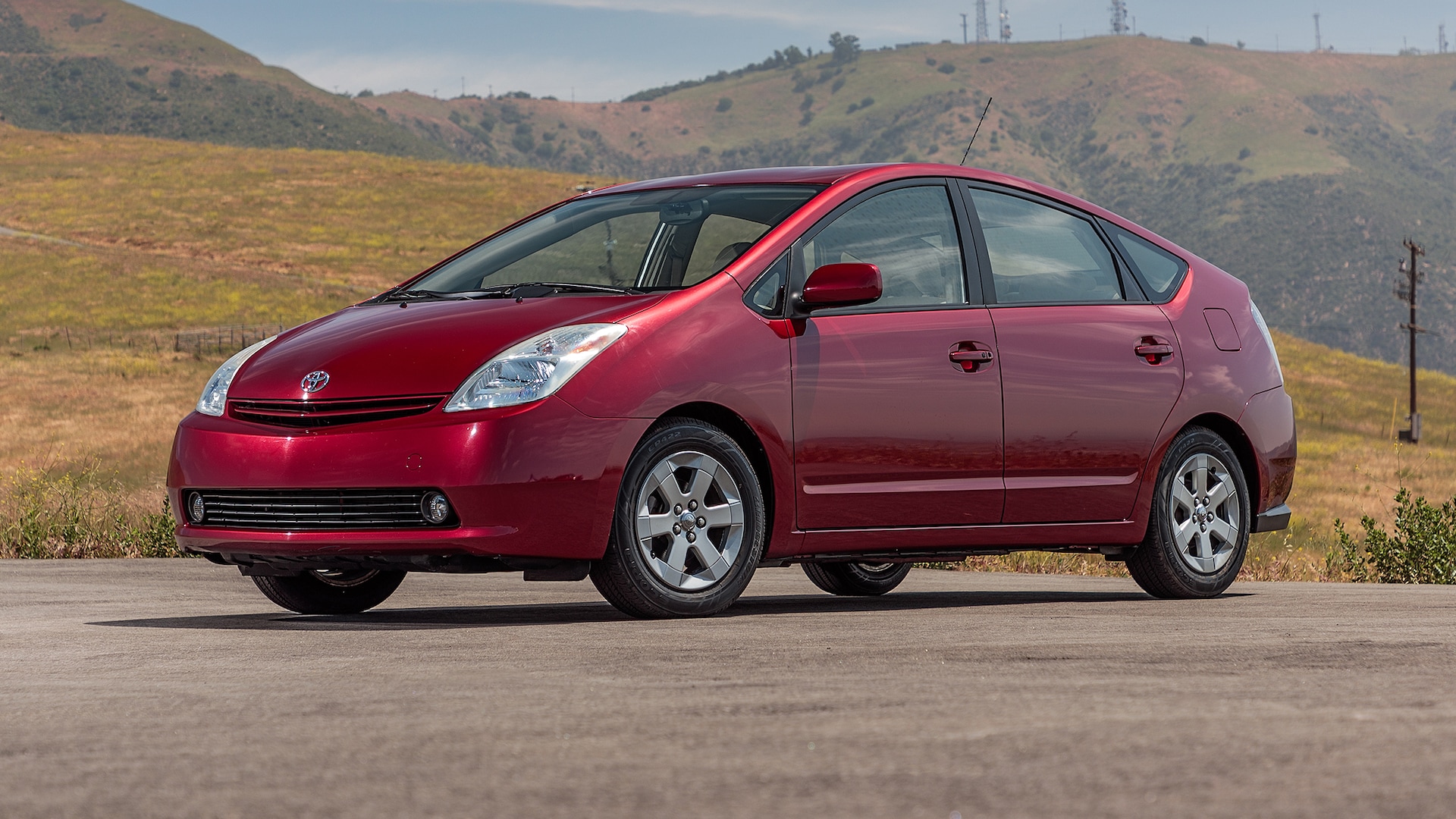Better Than a GTO? Why the 2004 Prius Was an Excellent Car of the Year