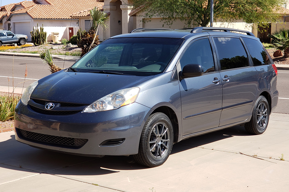 2009 Slate Metallic Sienna LE | Toyota Sienna Forum - siennachat.com