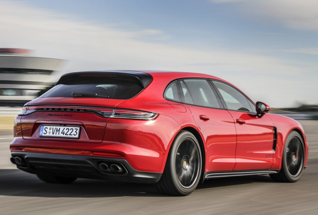 PORSCHE Panamera GTS Sport Turismo (971) Specs & Photos - 2020, 2021, 2022,  2023 - autoevolution