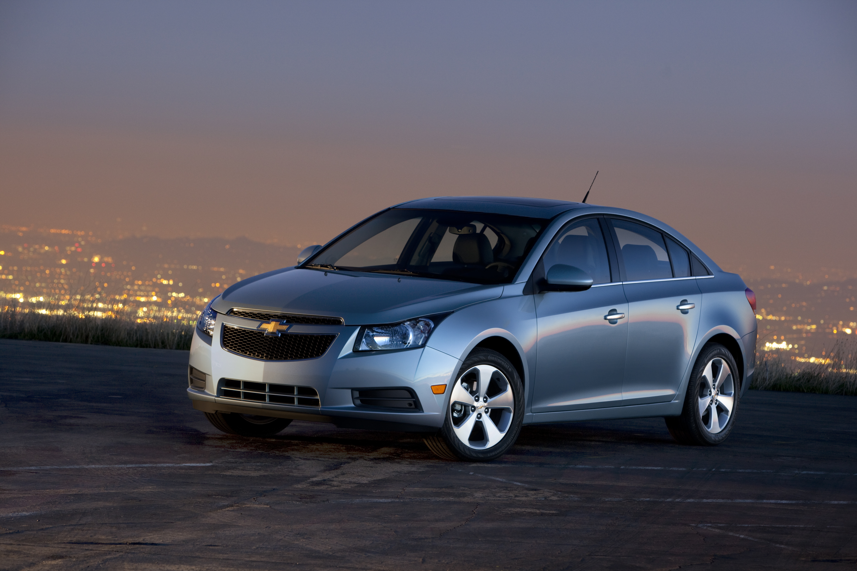 2011 Chevrolet Cruze (Chevy) Review, Ratings, Specs, Prices, and Photos -  The Car Connection