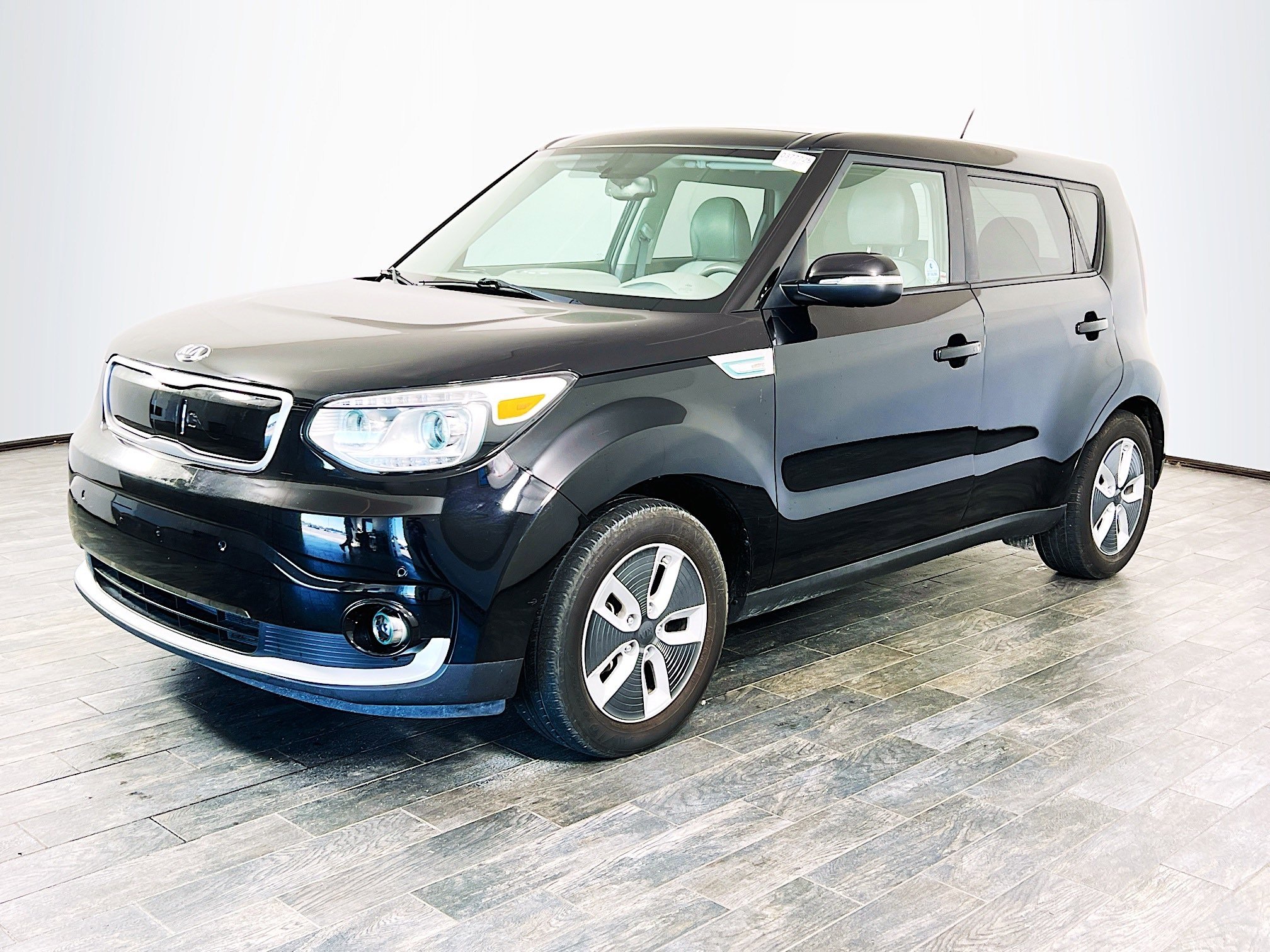 Used 2017 Kia Soul EV For Sale at Off Lease Only | VIN: KNDJX3AE9H7021525