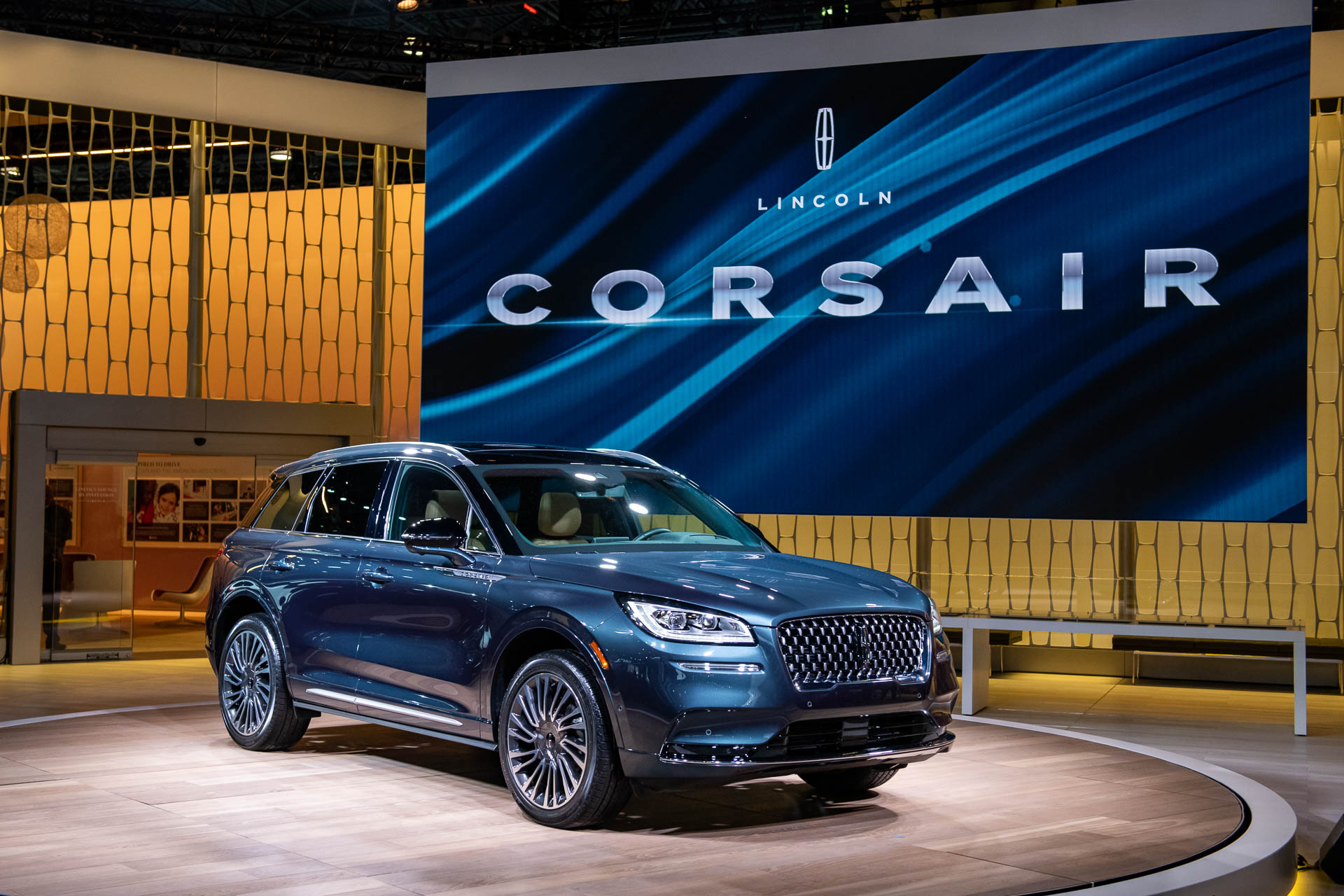 2020 Lincoln Corsair debuts in New York as the MKC replacement