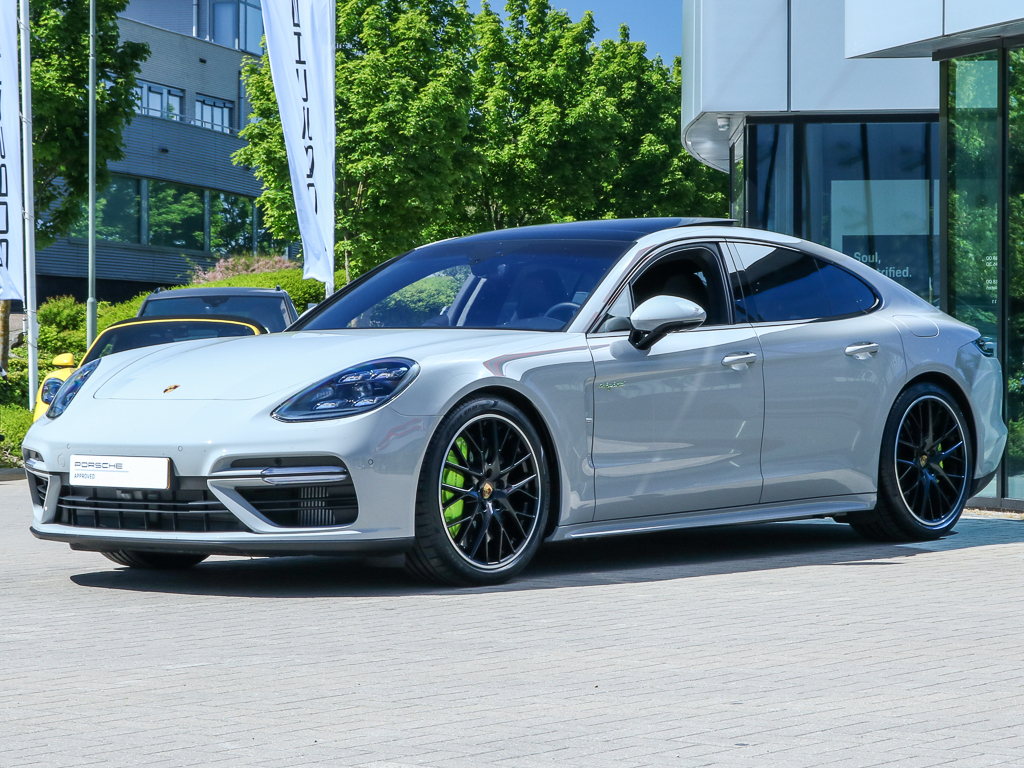 Porsche Panamera Turbo S E-Hybrid 2019 - elferspot.com - Marketplace for  Porsche Sports Cars