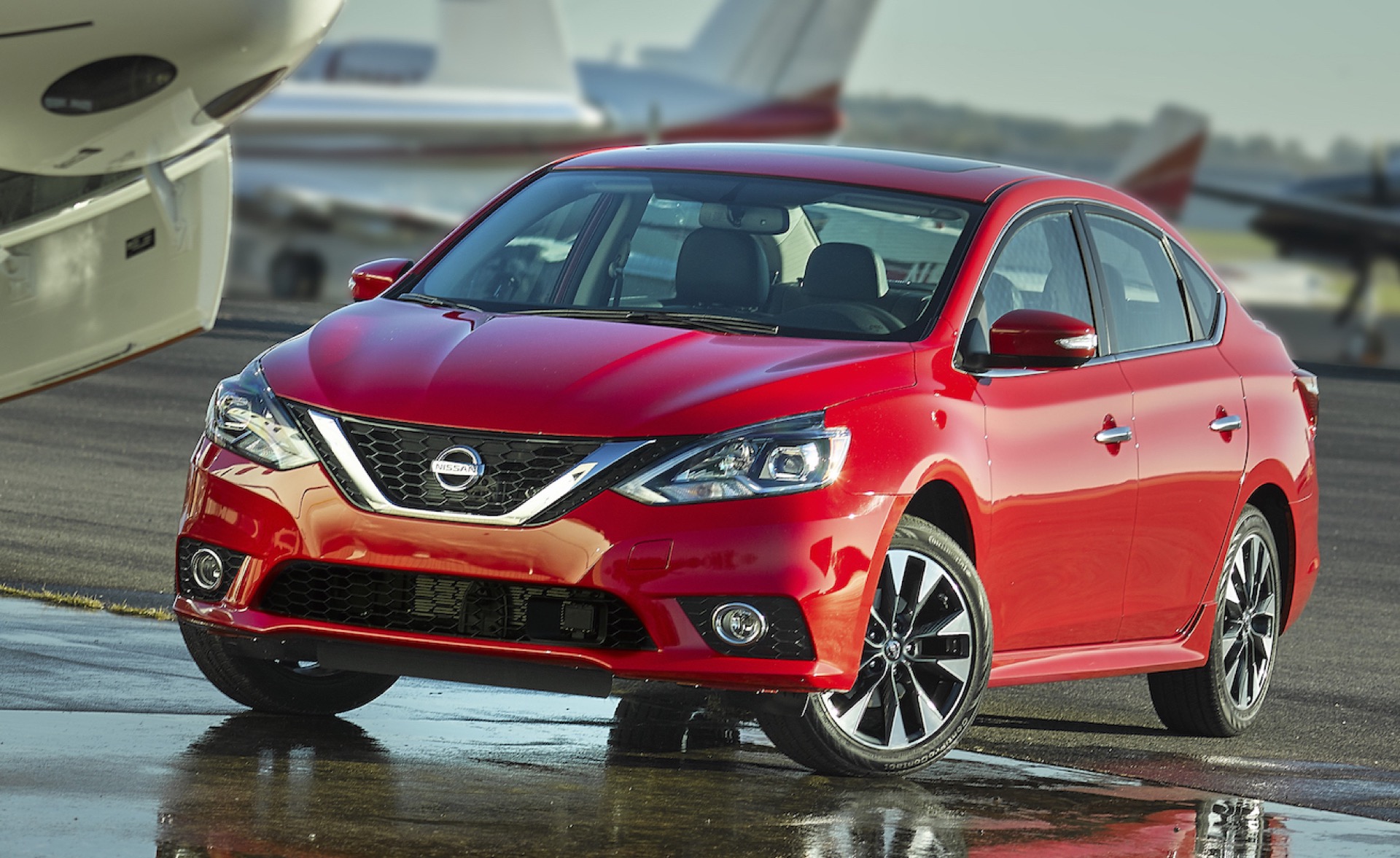 2016 Nissan Sentra Review, Ratings, Specs, Prices, and Photos - The Car  Connection
