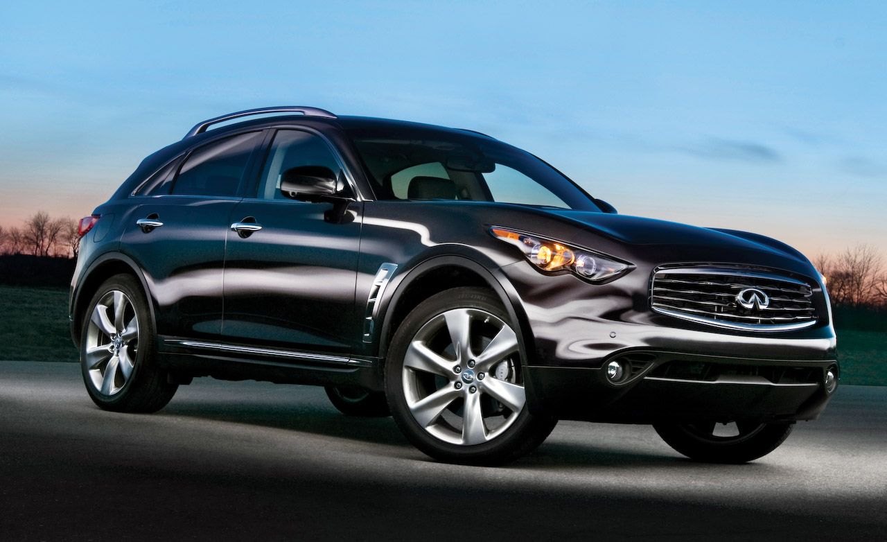 2009 Infiniti FX50S - Car and Driver