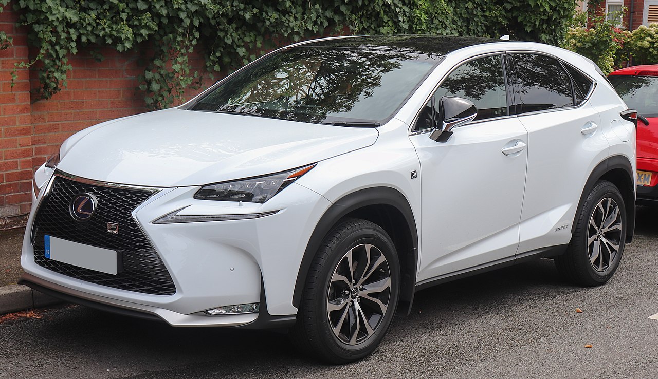 File:2017 Lexus NX 300h F Sport CVT 2.5 Front.jpg - Wikimedia Commons