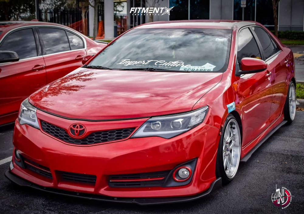 2013 Toyota Camry SE with 18x9.5 ESR CS15 and Achilles 225x35 on Coilovers  | 1036732 | Fitment Industries