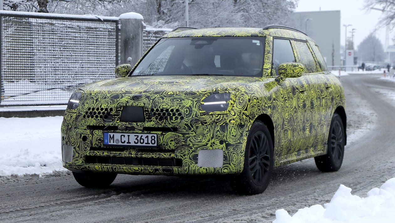 New MINI Countryman spotted ahead of launch | Carbuyer