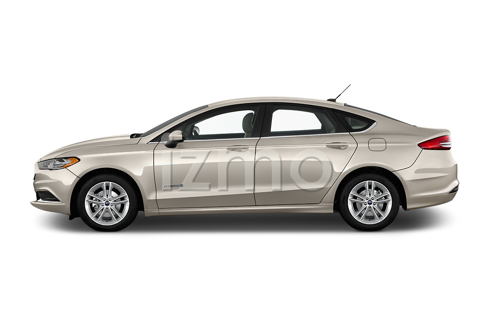 2018 Ford Fusion Hybrid SE 4 Door Sedan | izmostock