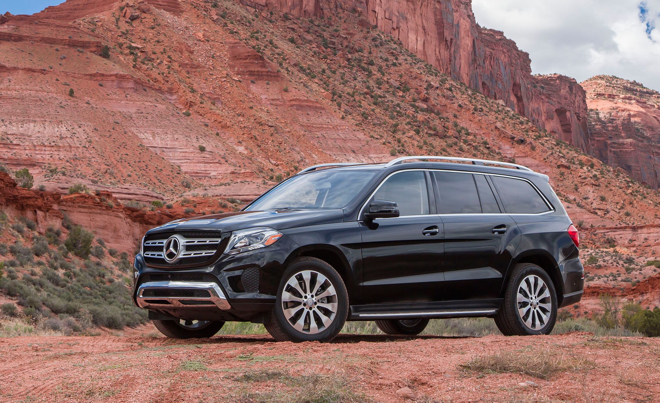 2019 Mercedes GLS-class Review, Pricing, and Specs