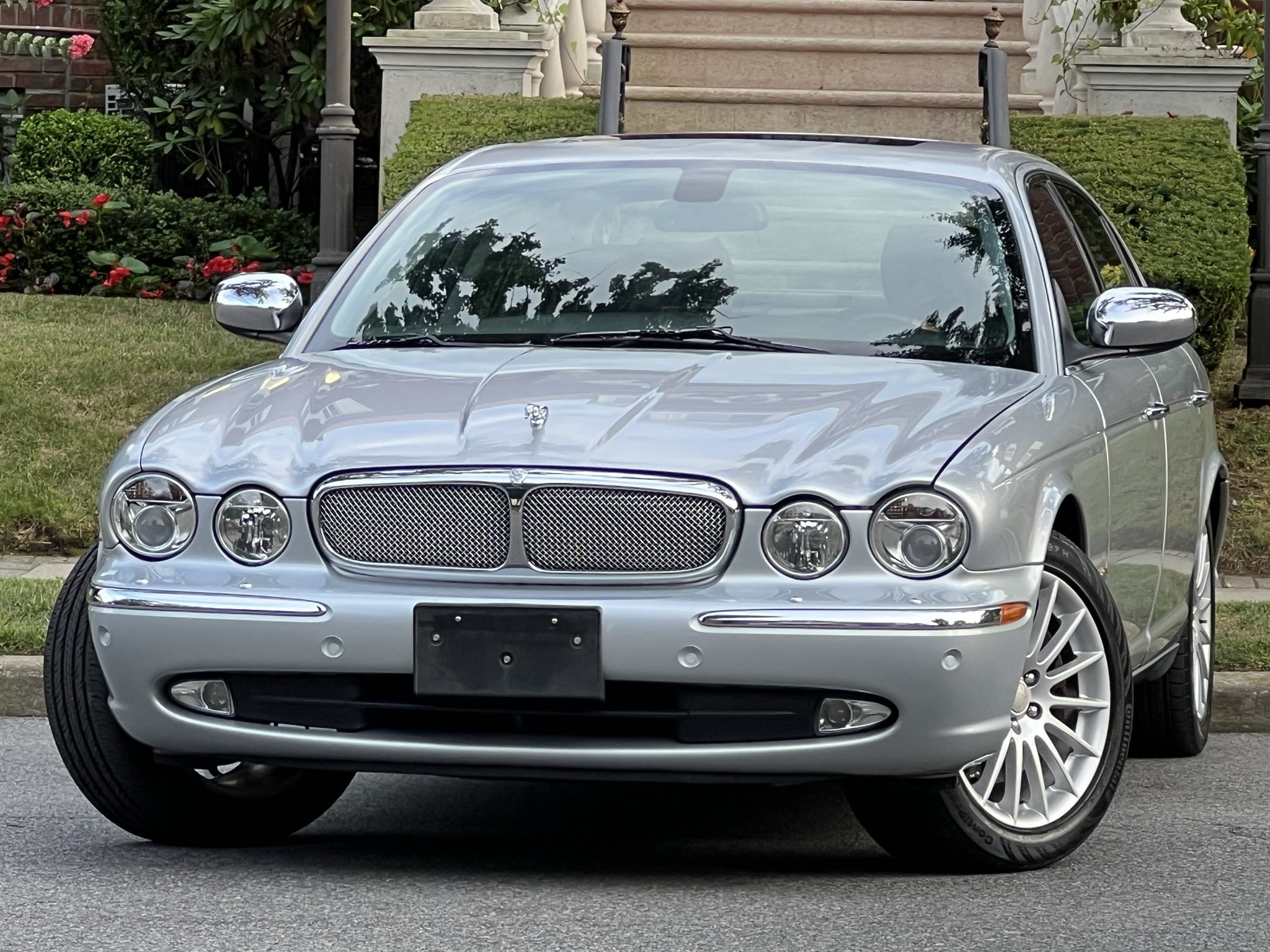 Buy Used 2007 JAGUAR XJ8 L for $14 900 from trusted dealer in Brooklyn, NY!
