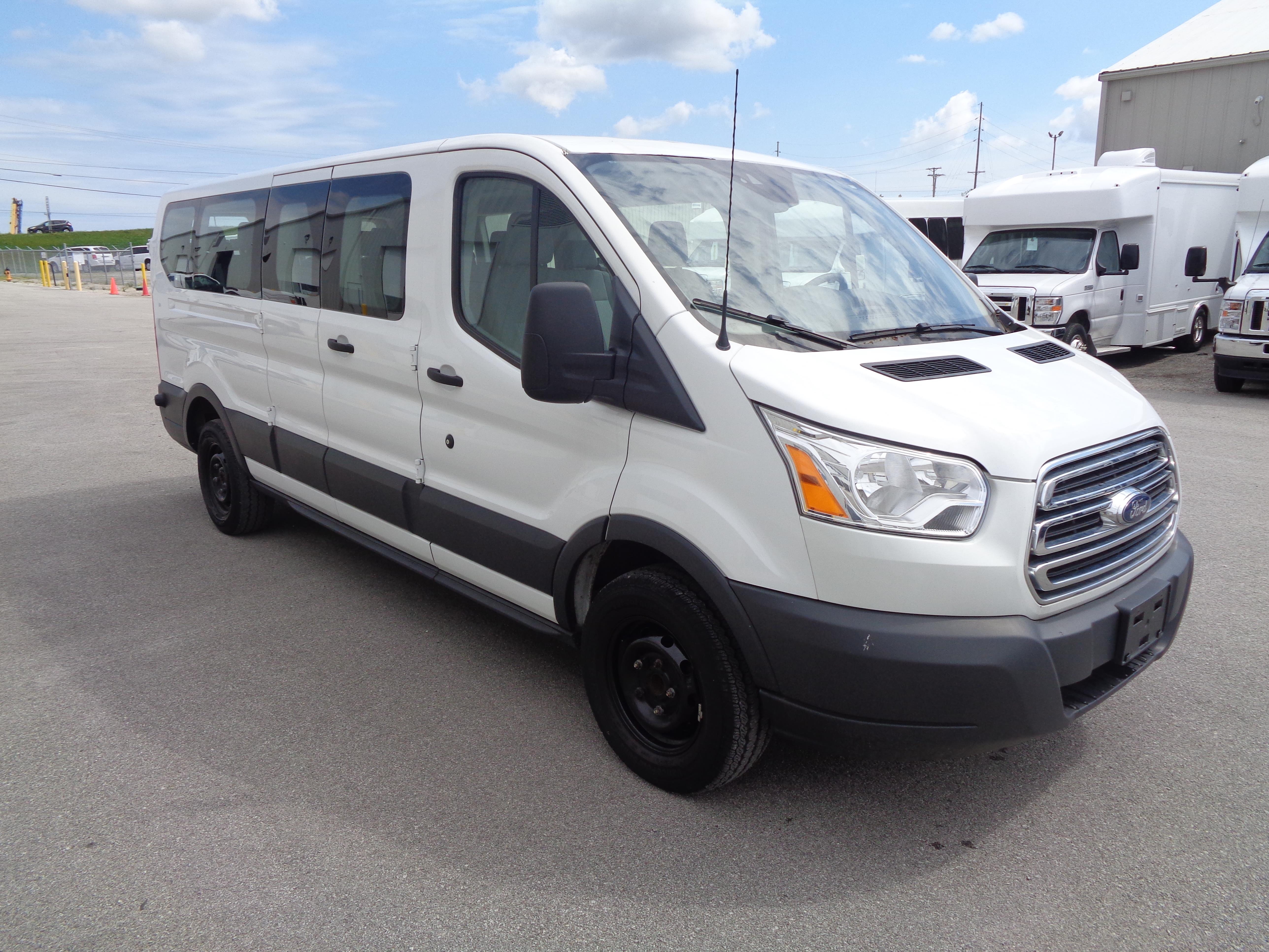 2018 Ford Transit 350 XLT 15 Passenger Van