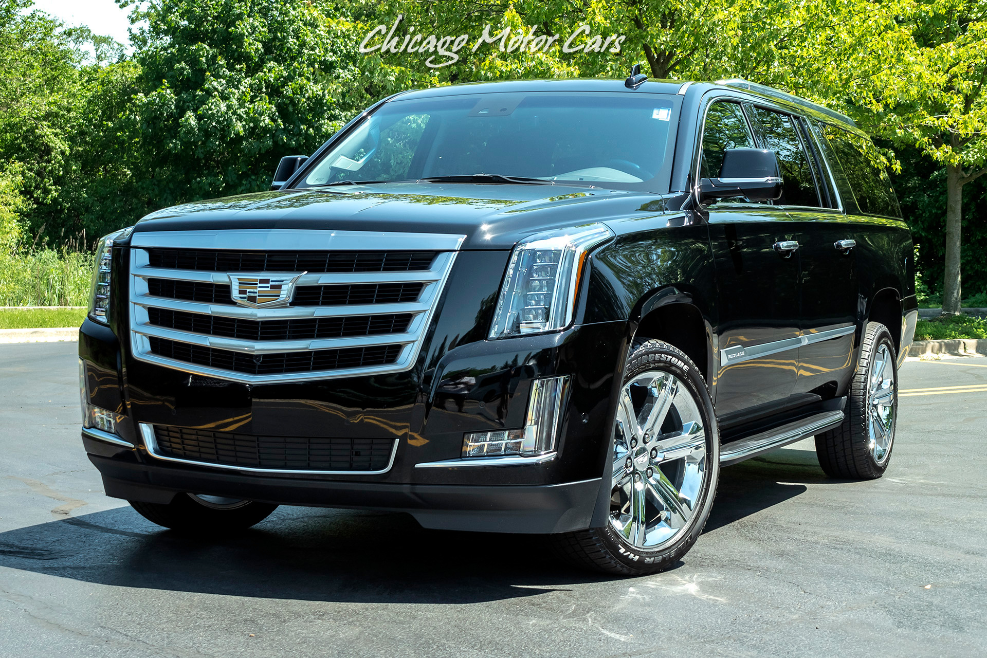 Used 2019 Cadillac Escalade ESV Luxury 4x4 For Sale (Special Pricing) |  Chicago Motor Cars Stock #17051A