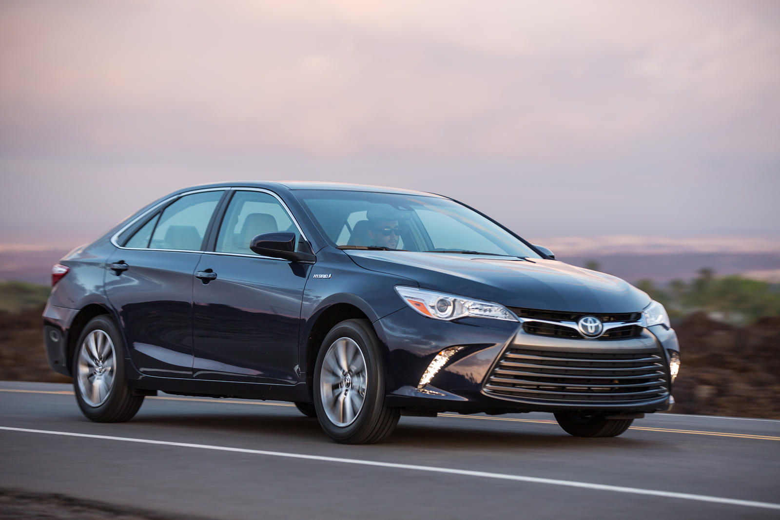 2016 Toyota Camry Hybrid: Review, Trims, Specs, Price, New Interior  Features, Exterior Design, and Specifications | CarBuzz