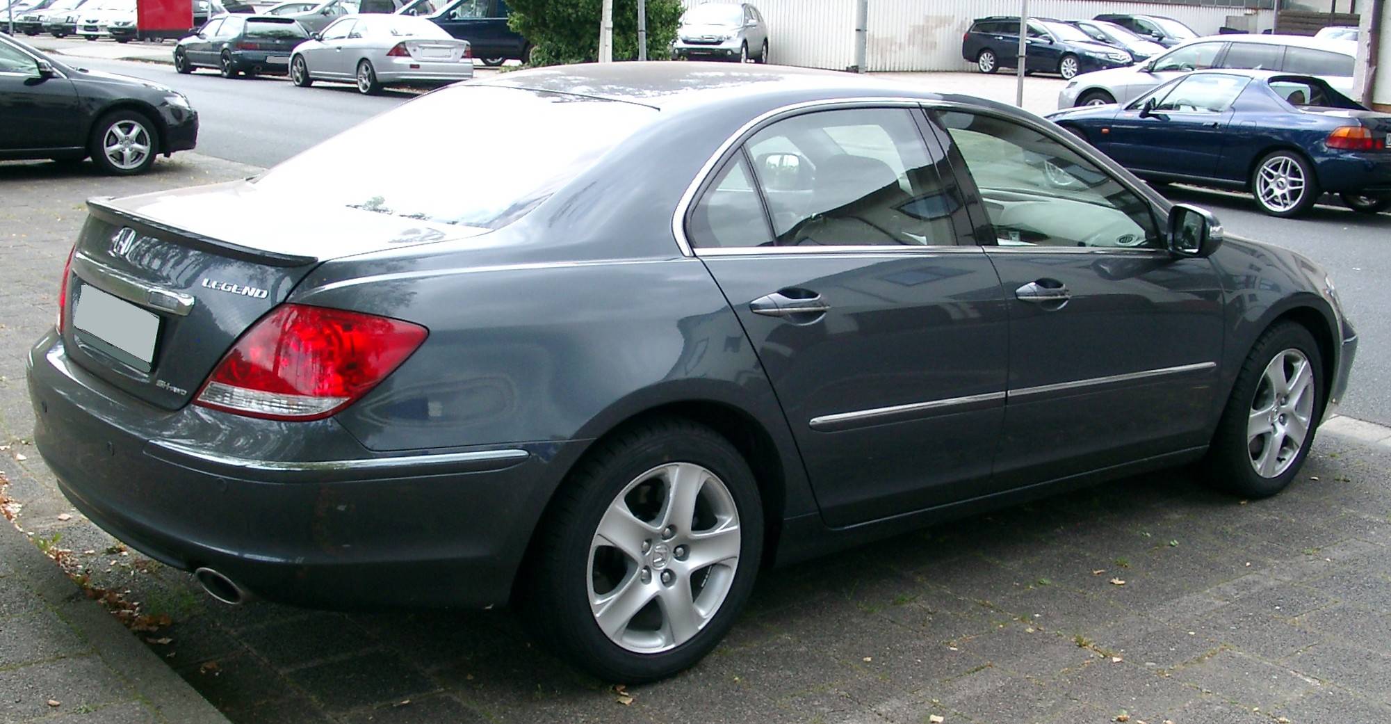 2001 Acura RL 4-Door Sedan w/Navigation System None