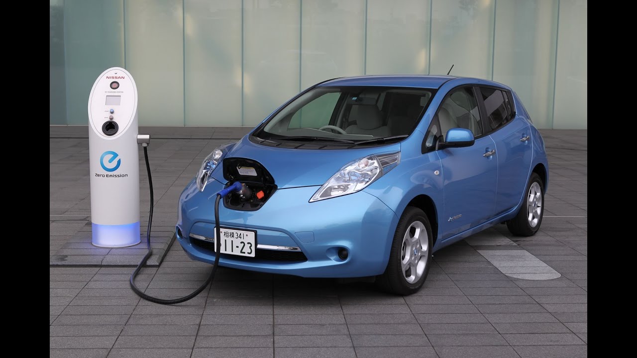 2015 Nissan Leaf 18,000 miles review - YouTube
