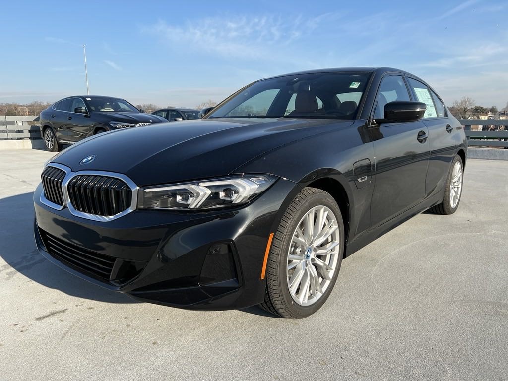 Pre-Owned 2023 BMW 3 Series 330e xDrive Plug-In Hybrid 4dr Car in  Bridgeport #52091 | BMW of Bridgeport