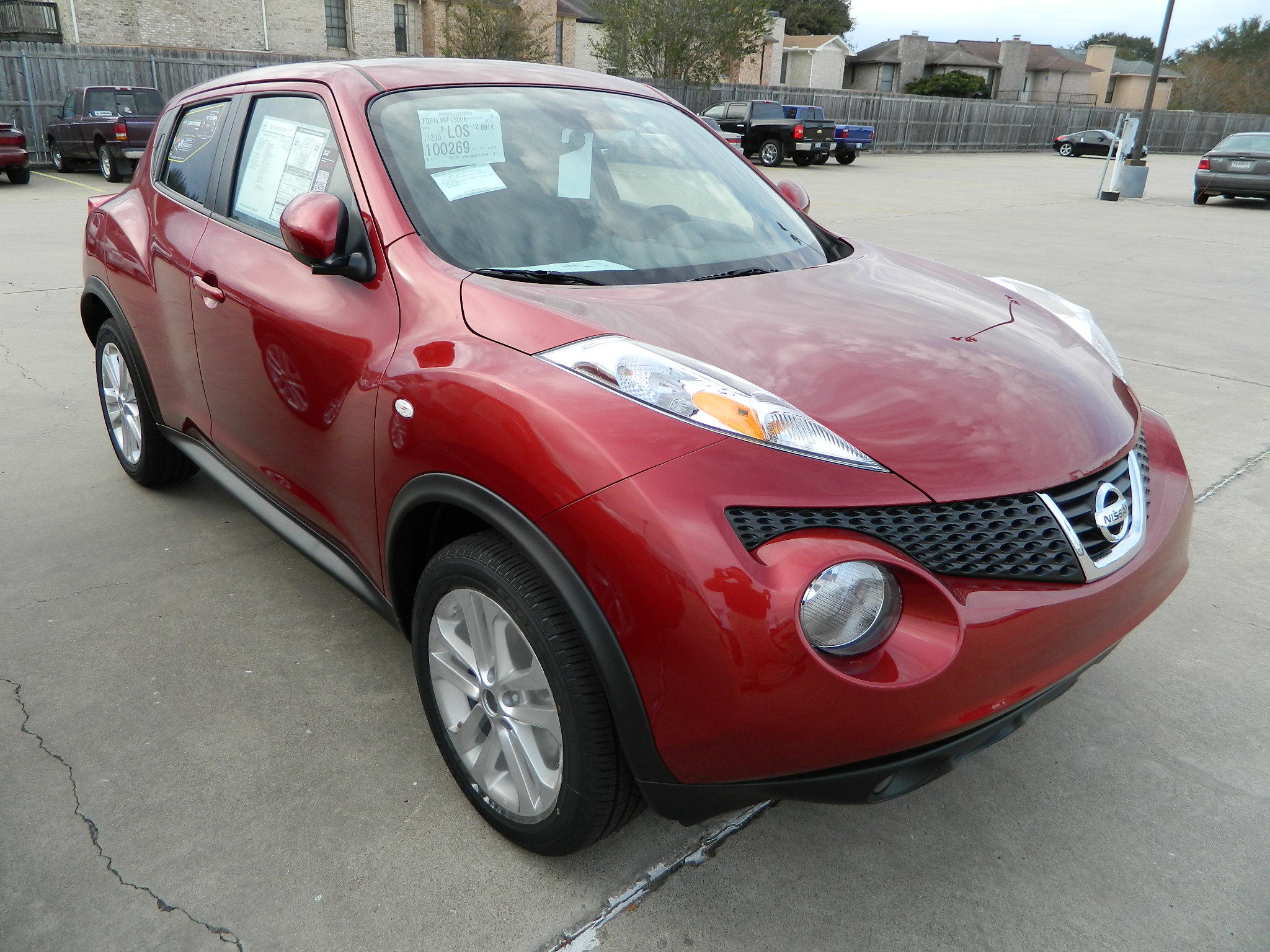 2012 Nissan Jukes have arrived at Victoria Nissan – Including SL's and SV's  | Victoria Nissan News