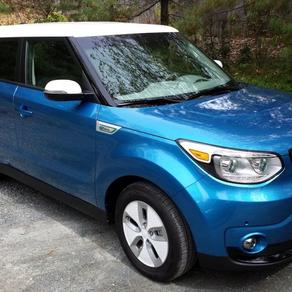REVIEW: 2015 Kia Soul Electric's Appeal Goes Beyond its Green-Car Status -  BestRide