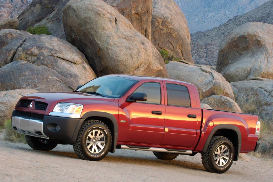 2007 Mitsubishi Raider DuroCross Double Cab