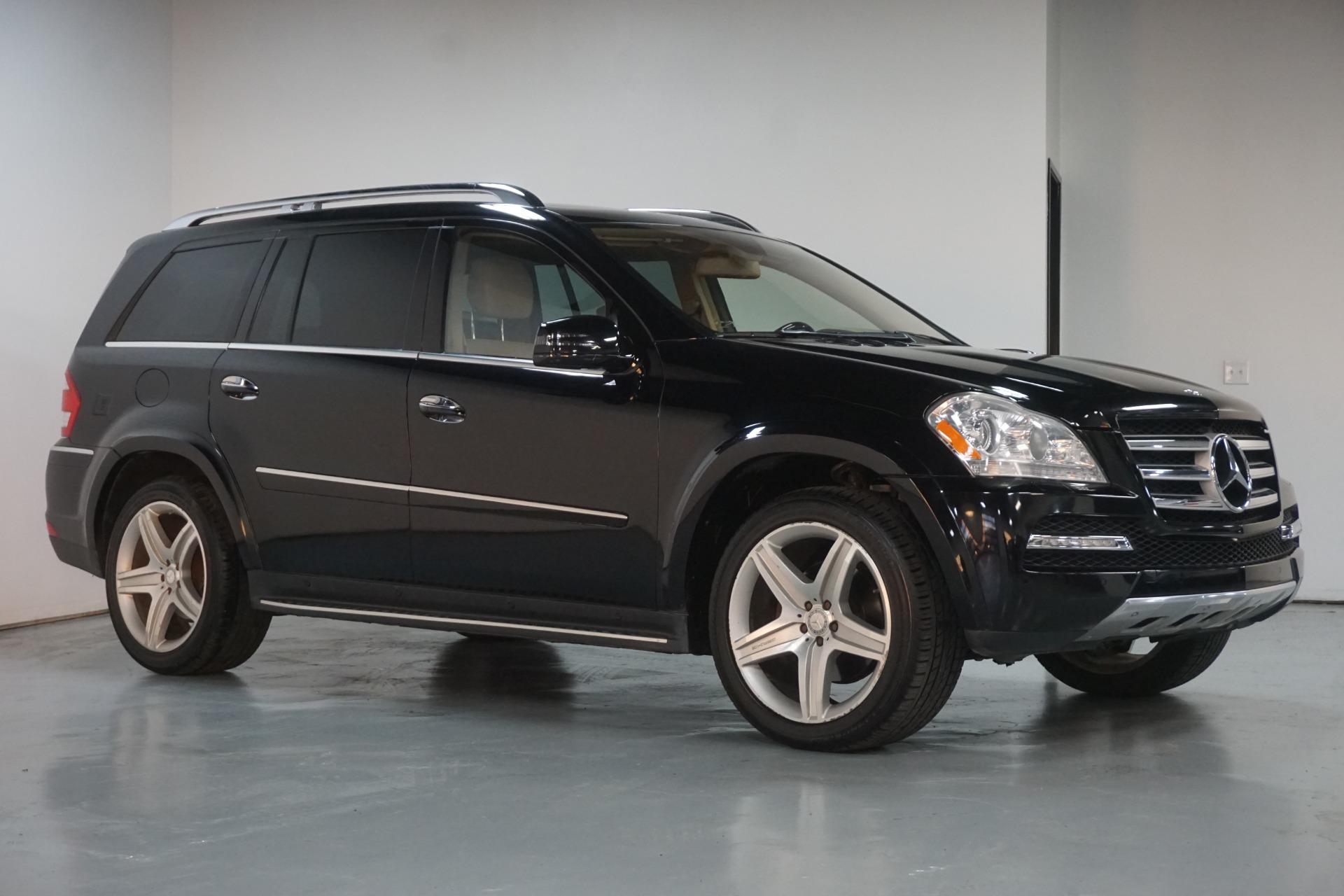 Used 2011 Obsidian Black Metallic Mercedes-Benz GL-Class GL550 AWD GL 550  4MATIC For Sale (Sold) | Prime Motorz Stock #2606