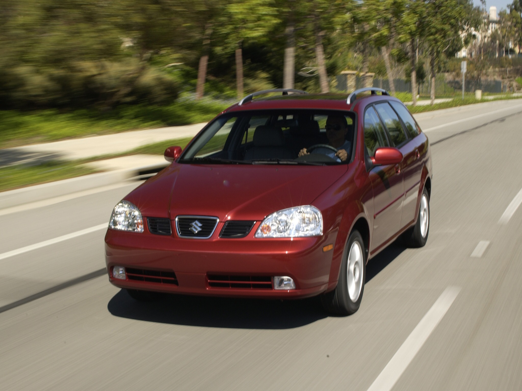 2004 Suzuki Forenza - Information and photos - MOMENTcar