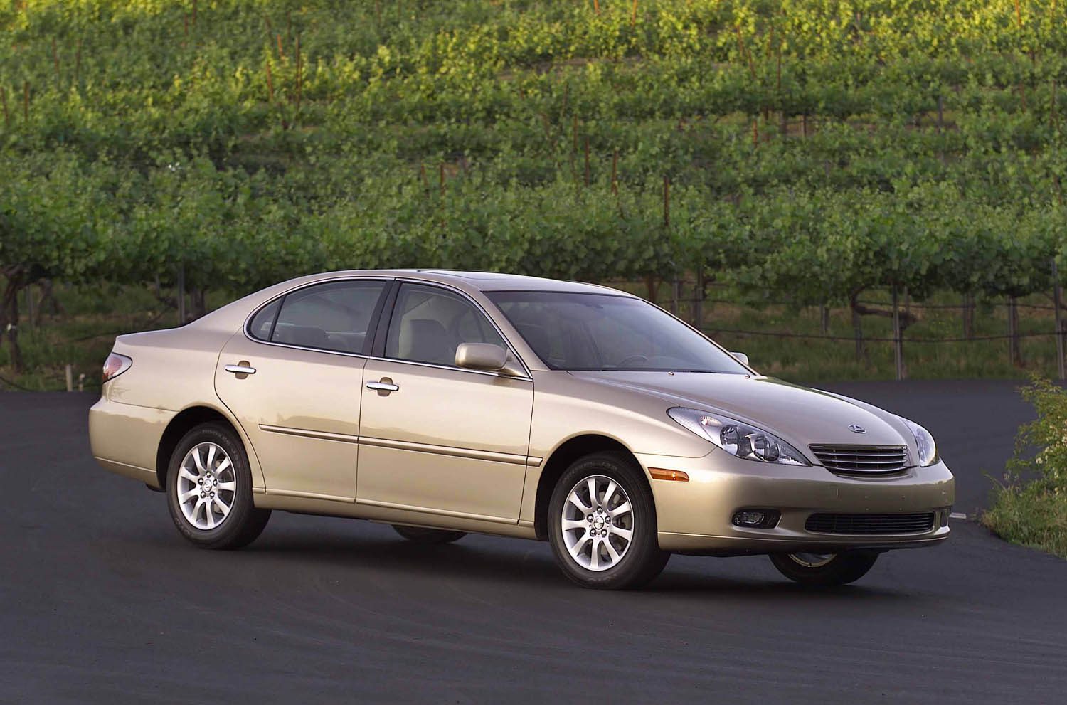 2002-2003 Lexus ES 300 001 - Lexus USA Newsroom