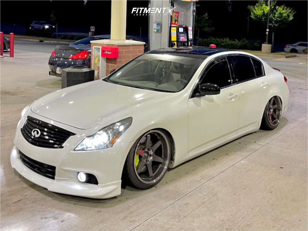 2008 INFINITI G35 X with 19x10.5 Volk TE37 SL and Ohtsu 255x35 on Air  Suspension | 1712225 | Fitment Industries
