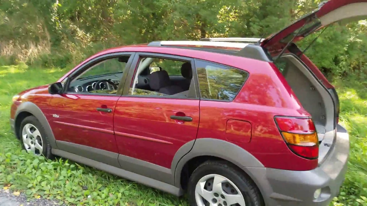 2005 Pontiac Vibe red - YouTube