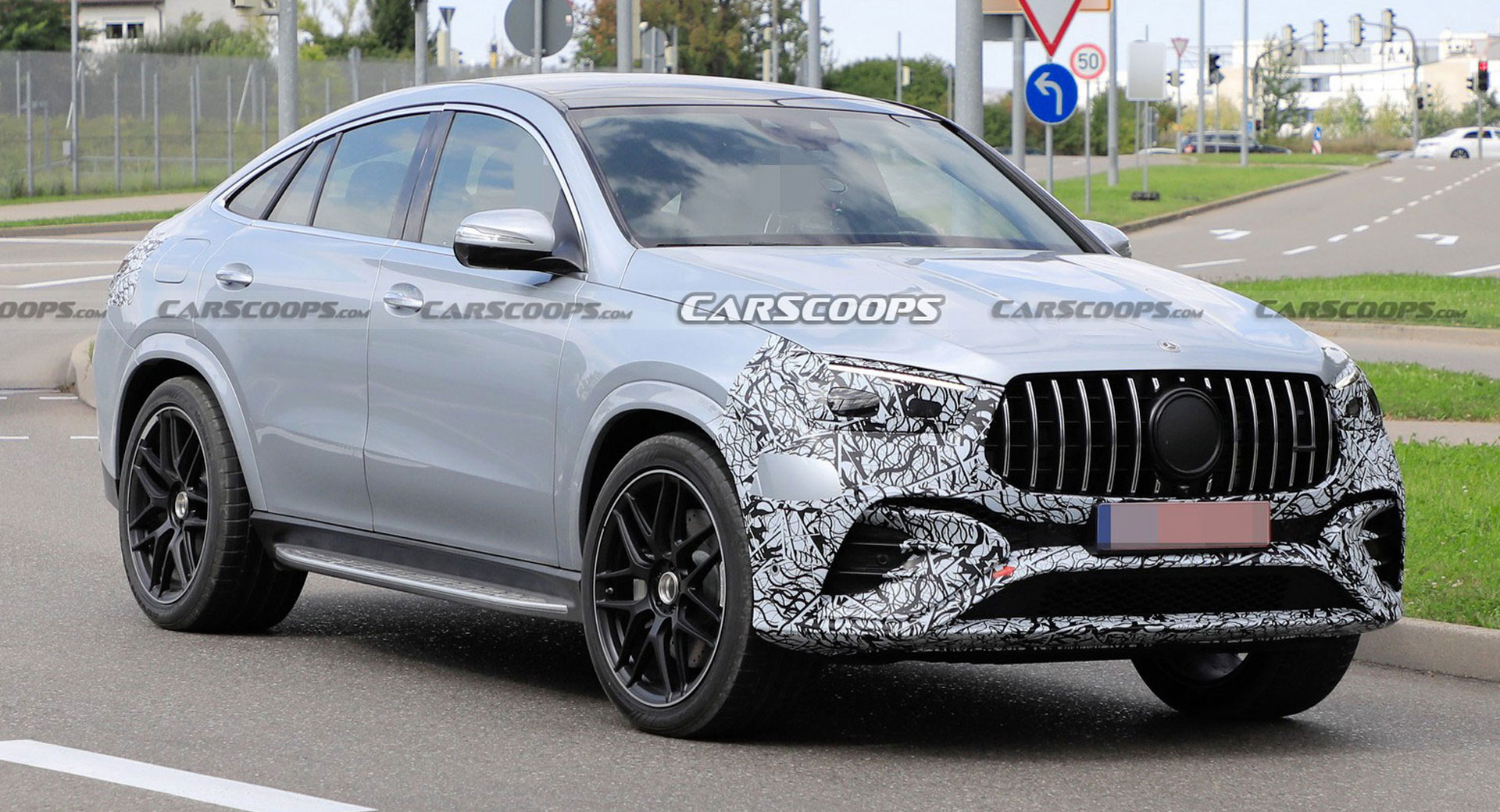 The 2023 Mercedes-AMG GLE Coupe Is Getting An Aggressive Makeover |  Carscoops