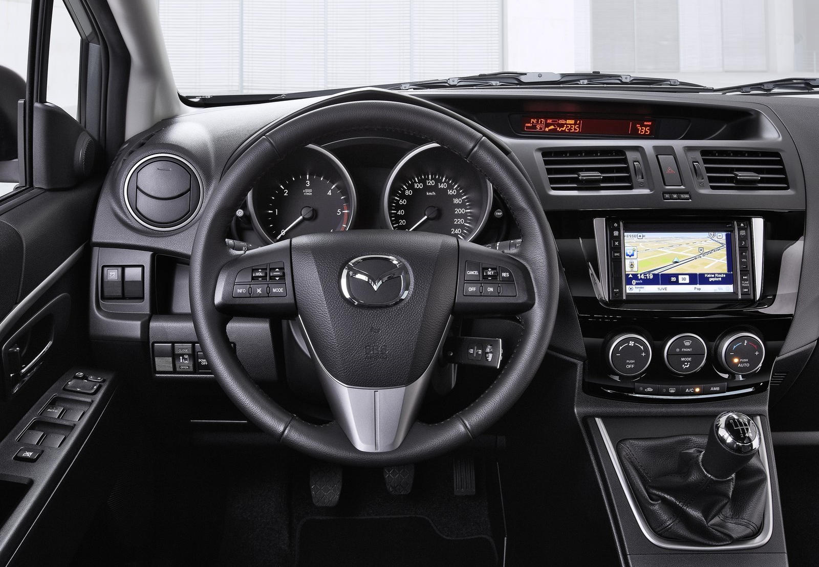 2014 Mazda 5 Interior Photos | CarBuzz