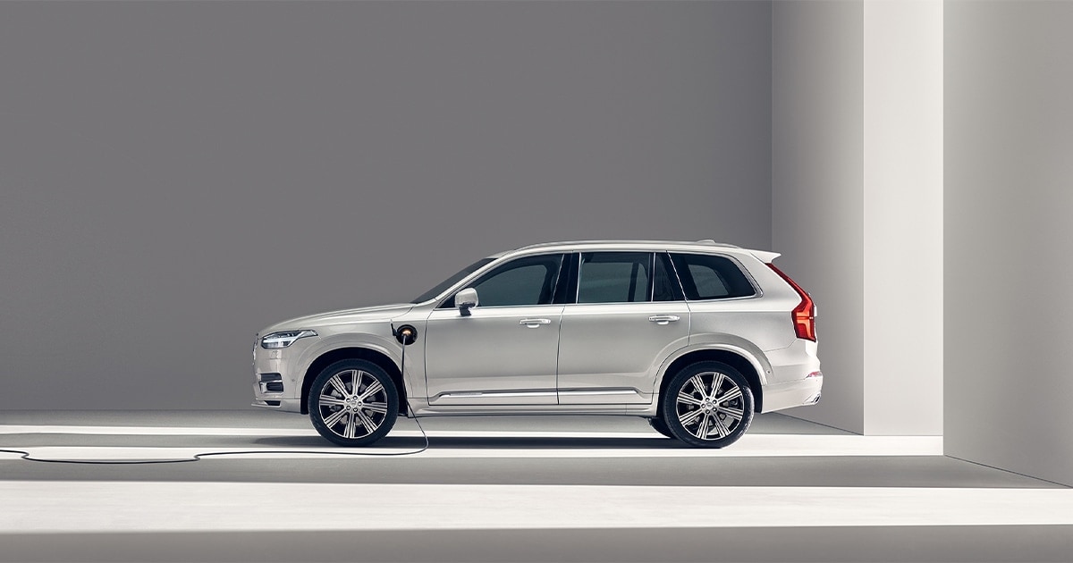 Shop 2023 XC90 Recharge Plug-in Hybrid SUV | Volvo Car USA