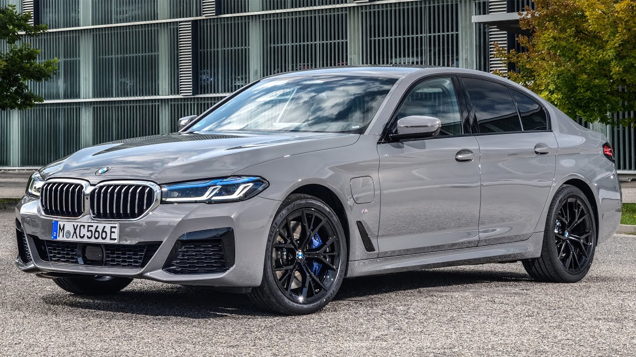 BMW 5 Series (2021) plug-in hybrid / BMW 545e xDrive — BMW's flagship PHEV  - YouTube