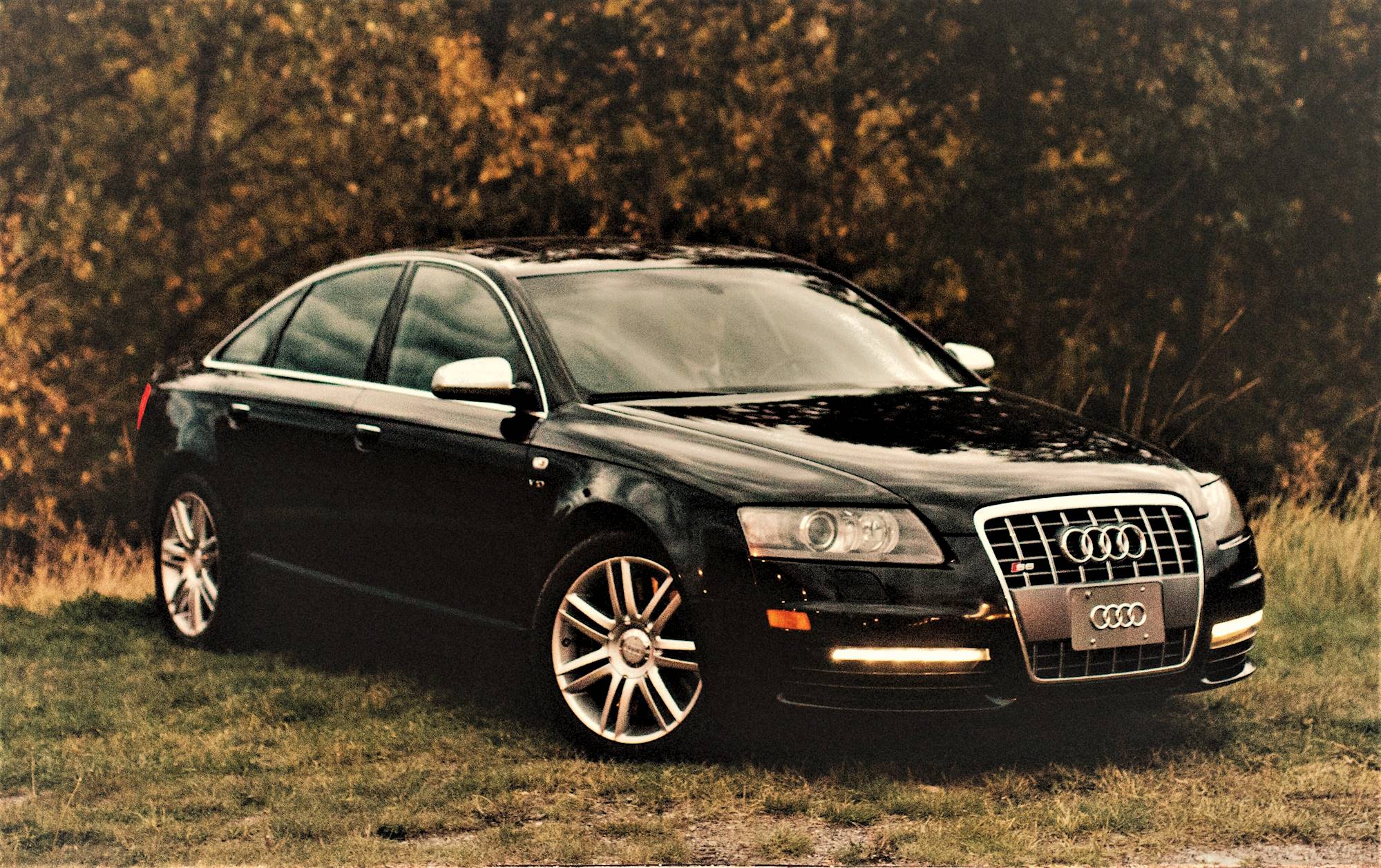 2008 Audi S6 quattro - Sedan 5.2L V10 AWD auto