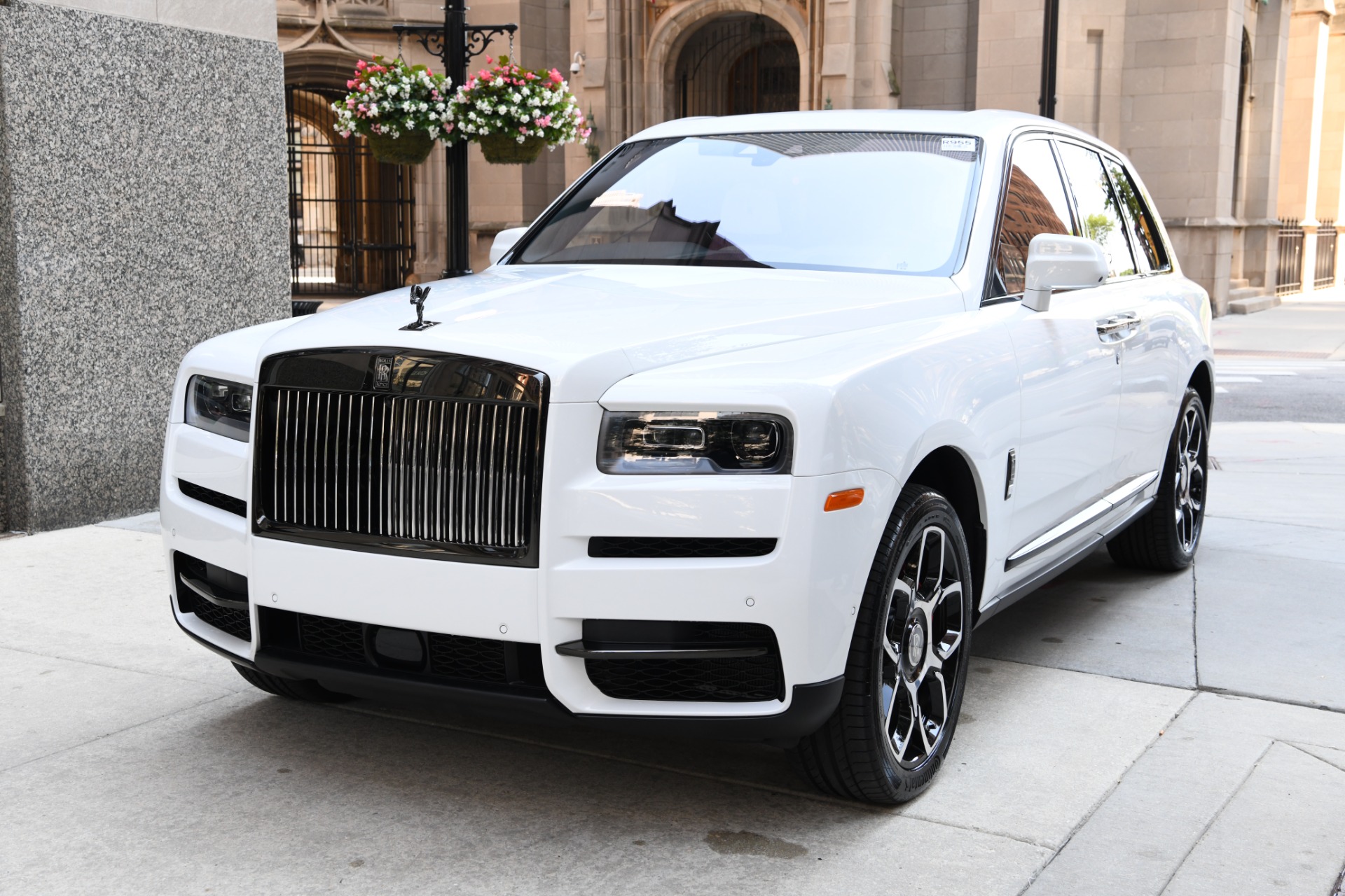 New 2022 Rolls-Royce Cullinan Black Badge For Sale (Sold) | Bentley Gold  Coast Chicago Stock #R955