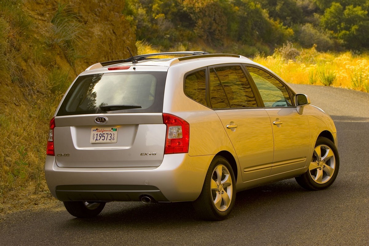 2008 Rondo - Photos - Kia America Newsroom