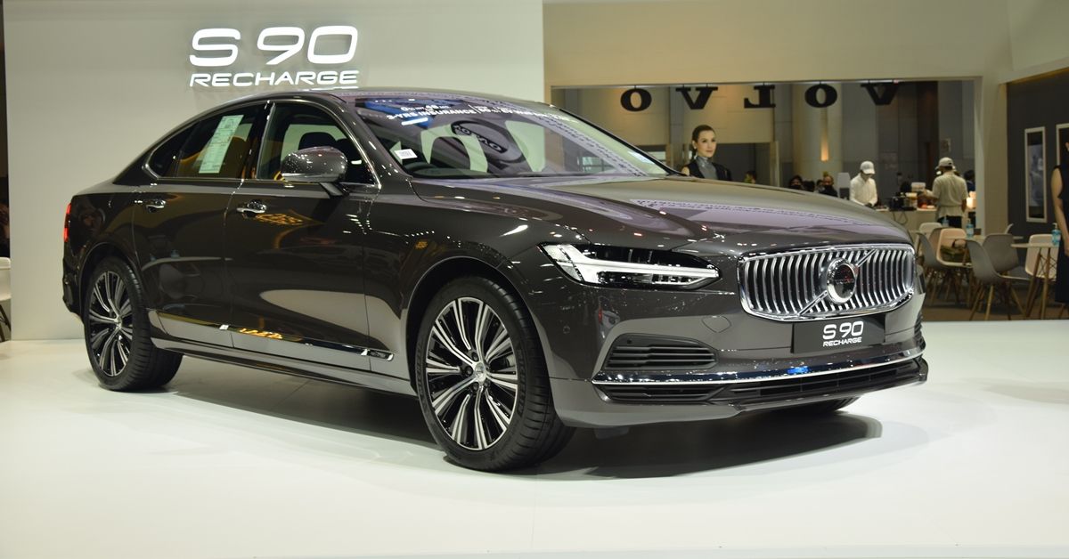 2021 Volvo S90 Recharge T8 Inscription: Subtle Looks With Serious  Performance