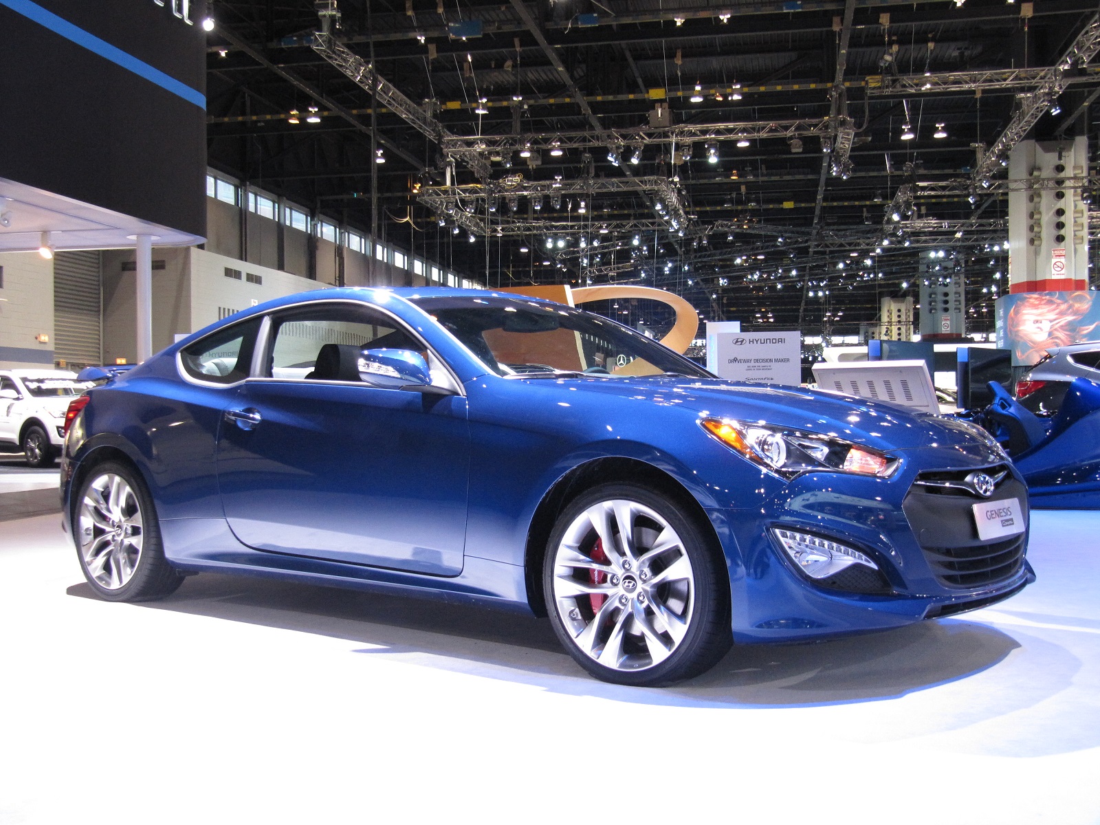 2014 Hyundai Genesis Review, Ratings, Specs, Prices, and Photos - The Car  Connection
