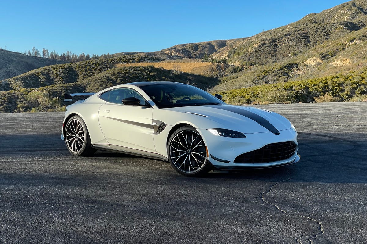 2022 Aston Martin Vantage F1 Edition review: More fun, same flaws - CNET