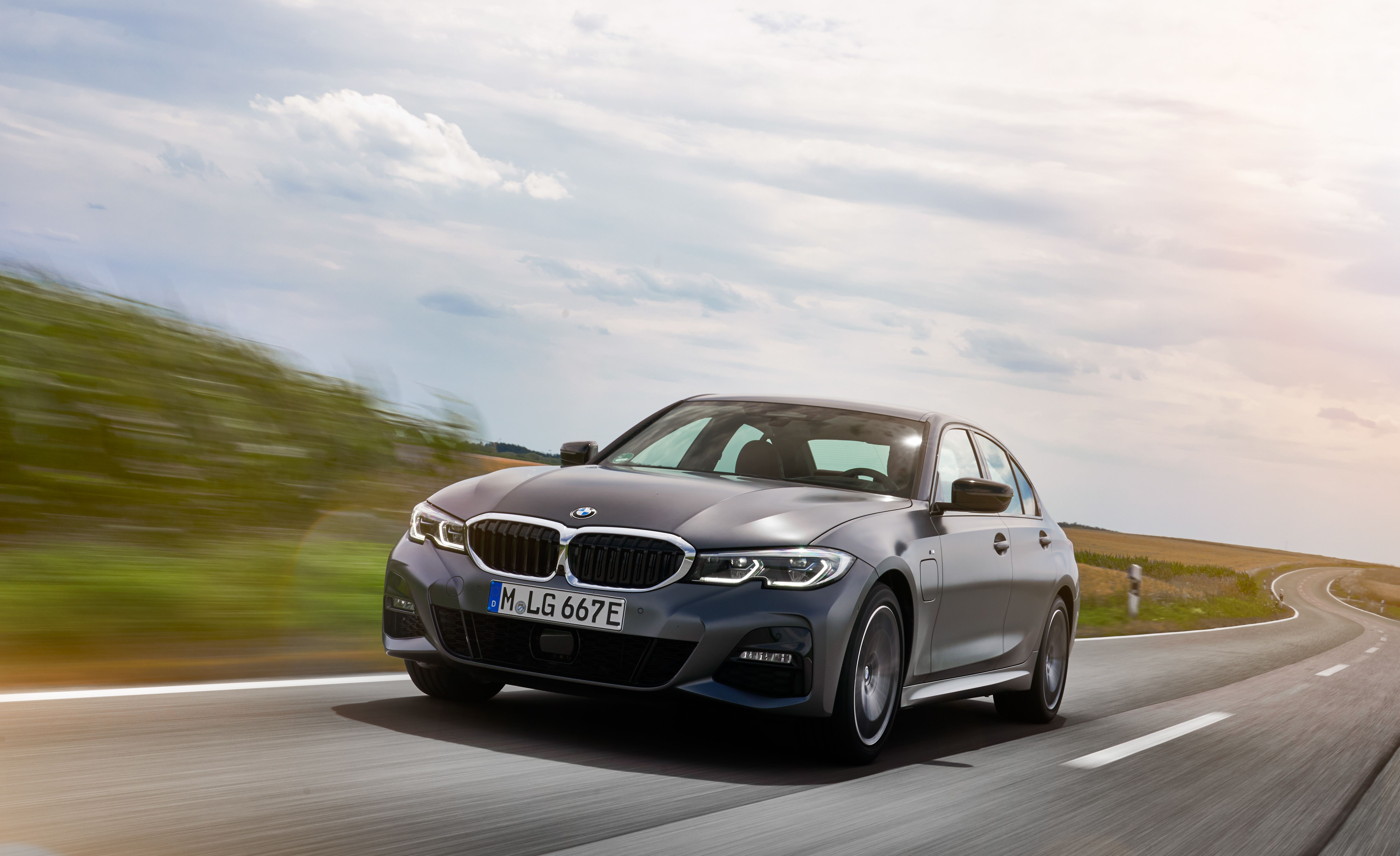 2022 BMW 3-Series Review, Pricing, and Specs