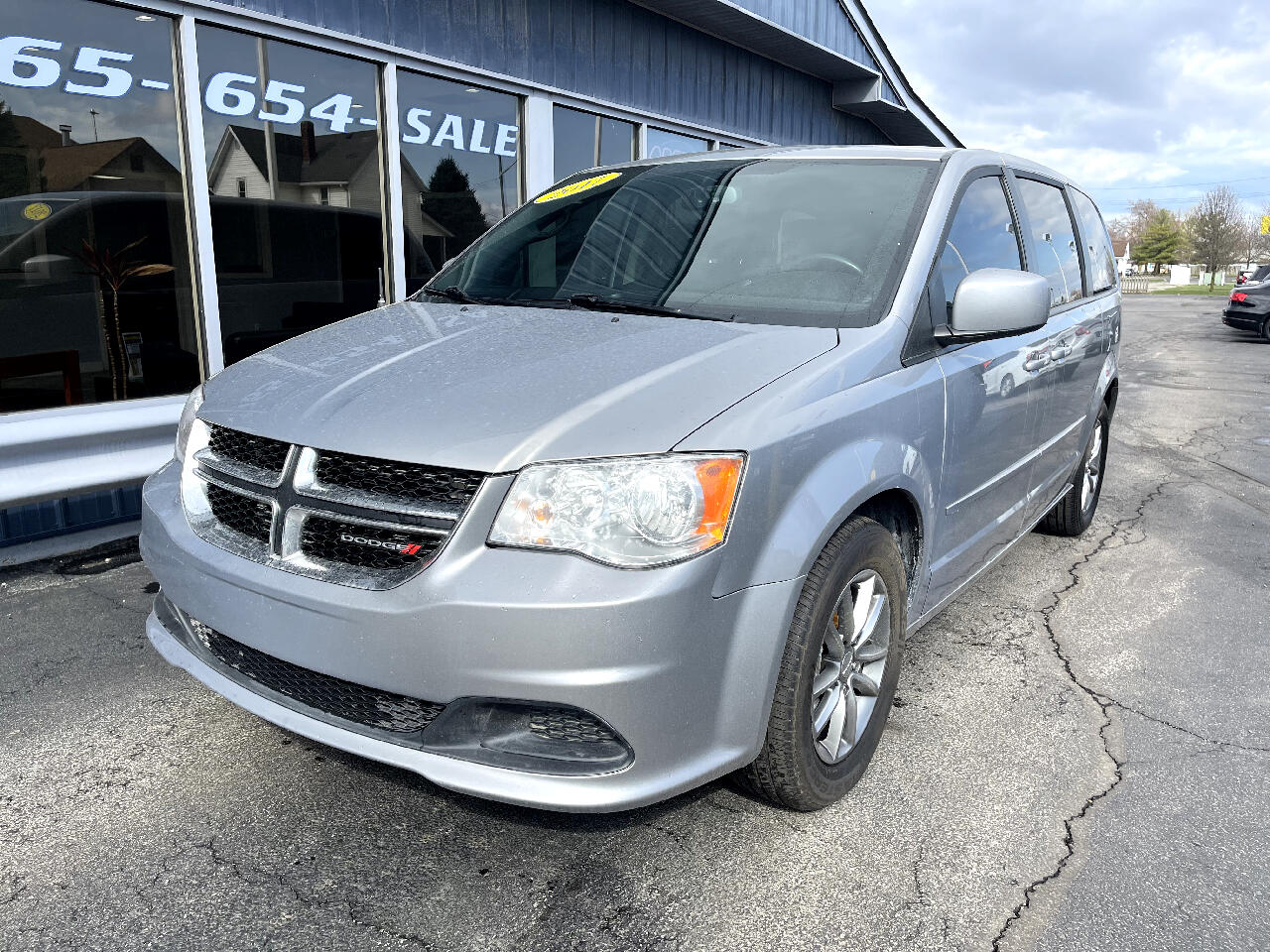 Used 2017 Dodge Grand Caravan SE Plus Wagon for Sale in Frankfort IN 46041  Del Real Automotive Group
