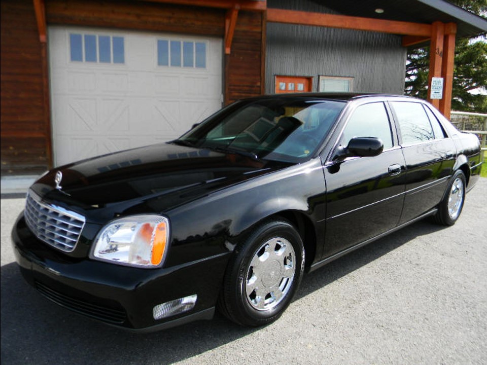 Coachbuilt: 2001 Cadillac DES – NotoriousLuxury